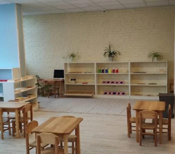 Apple Montessori School