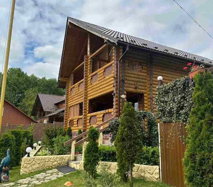 ShokolaD camp Migovo